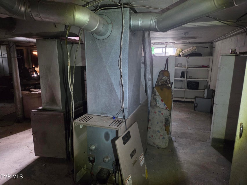 Photo #27: 10189 Crescent Road