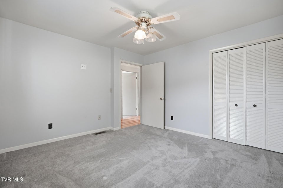 Photo #16: 239 Horton Highway