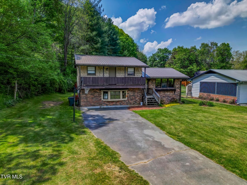 Photo #4: 156 Warrior Lane