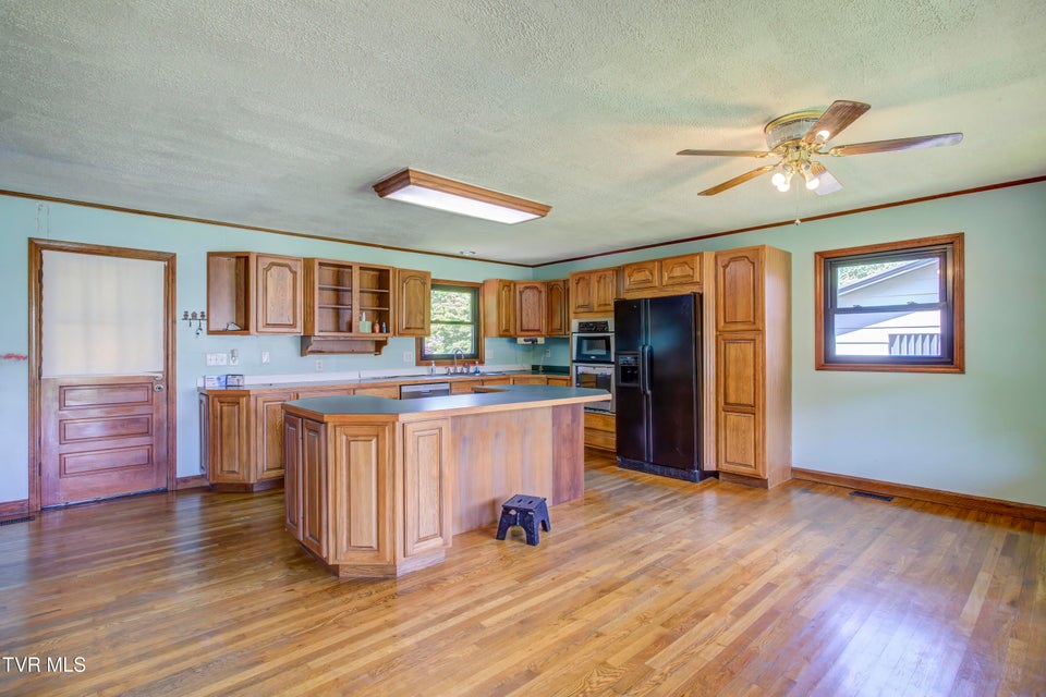 Photo #6: 156 Warrior Lane