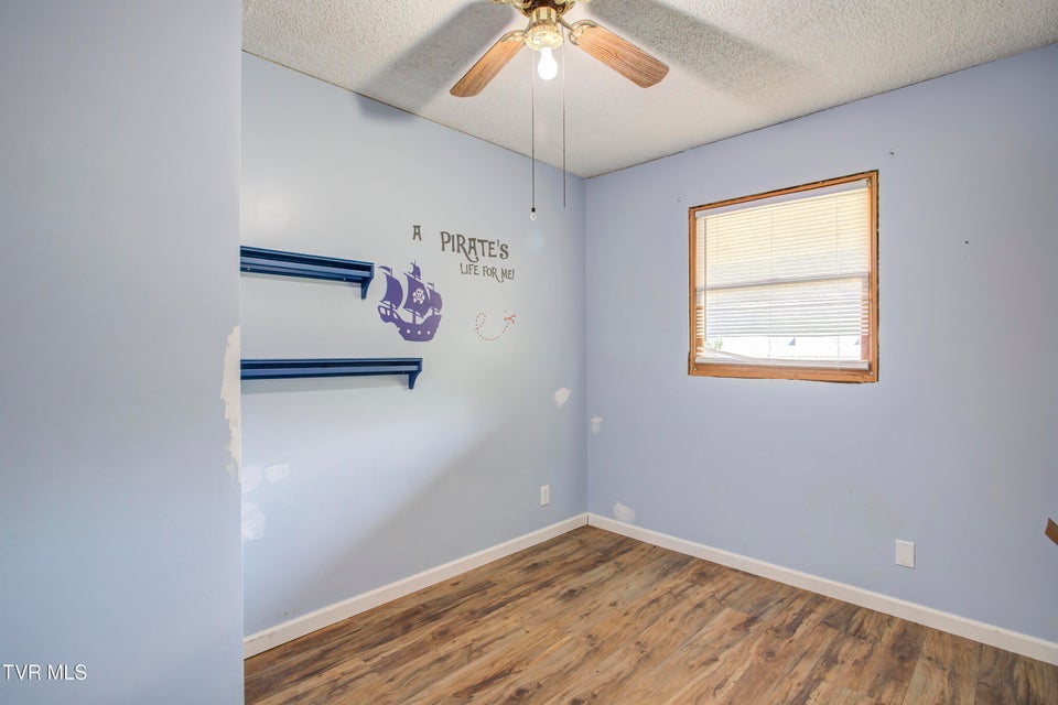 Photo #19: 156 Warrior Lane