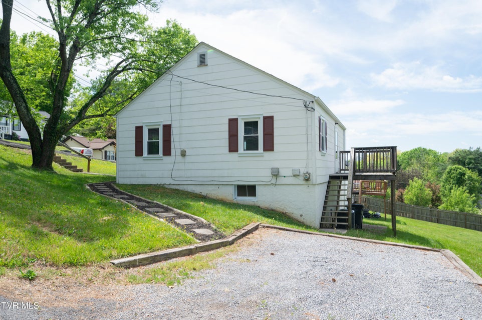 Photo #21: 2209 Locust Street