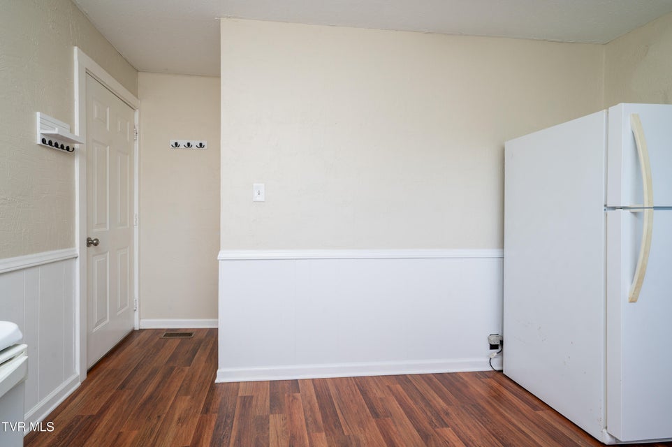 Photo #9: 2209 Locust Street