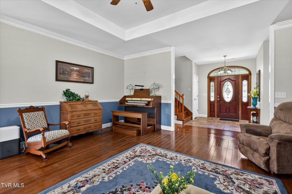 Photo #6: 121 Sunnyfield Drive