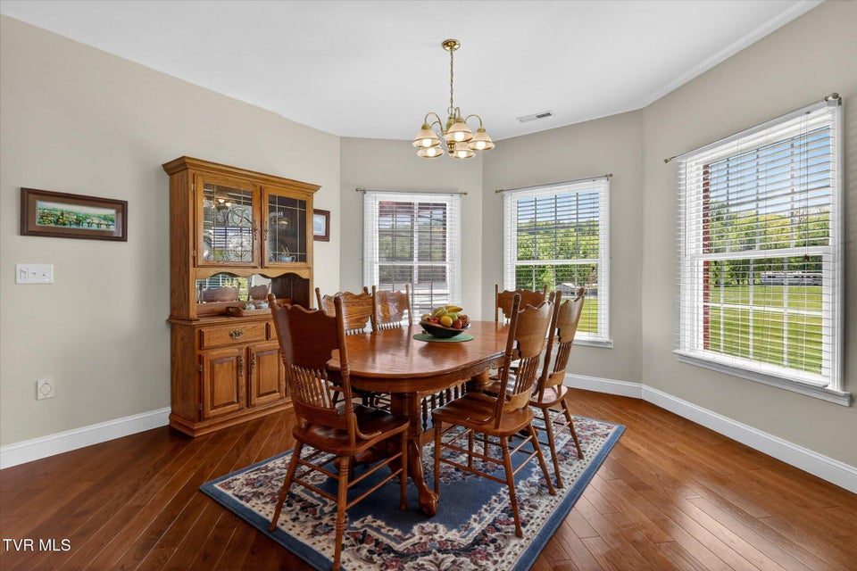 Photo #13: 121 Sunnyfield Drive