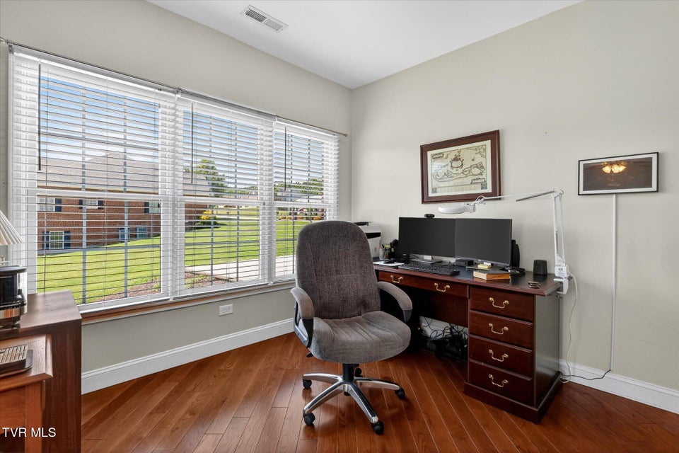 Photo #15: 121 Sunnyfield Drive