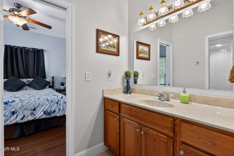 Photo #25: 121 Sunnyfield Drive