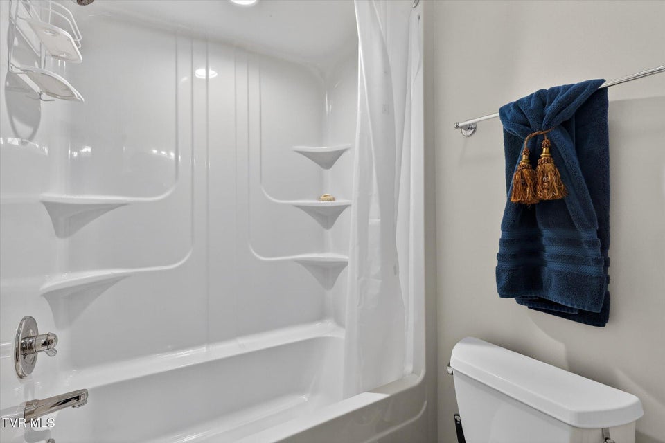 Photo #26: 121 Sunnyfield Drive