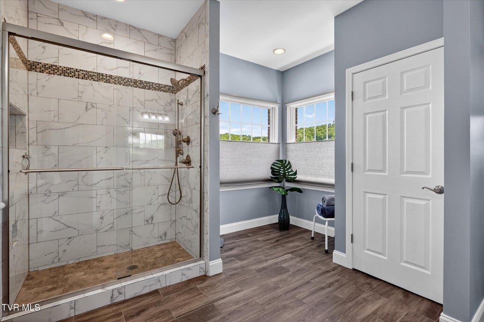 Photo #22: 121 Sunnyfield Drive