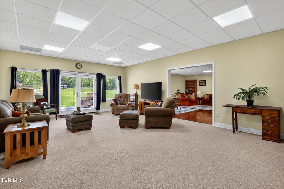 Photo #34: 121 Sunnyfield Drive