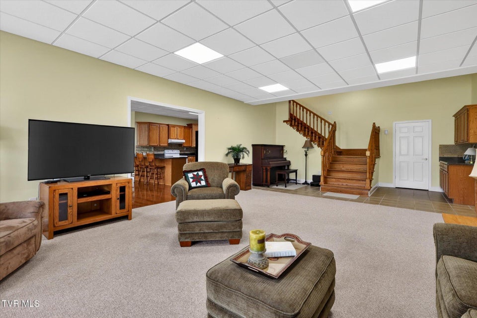 Photo #33: 121 Sunnyfield Drive