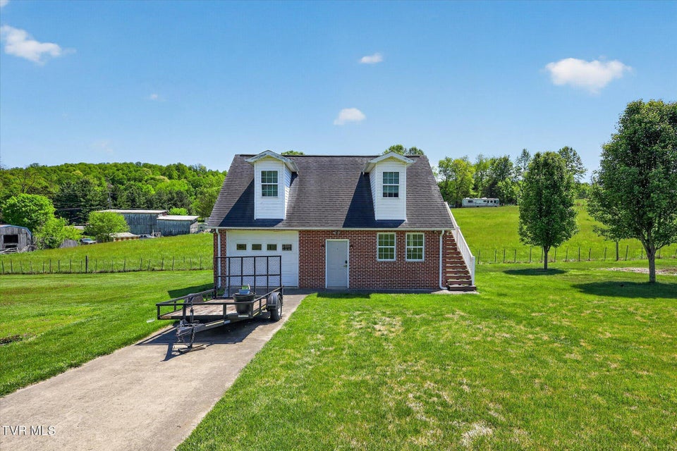 Photo #48: 121 Sunnyfield Drive