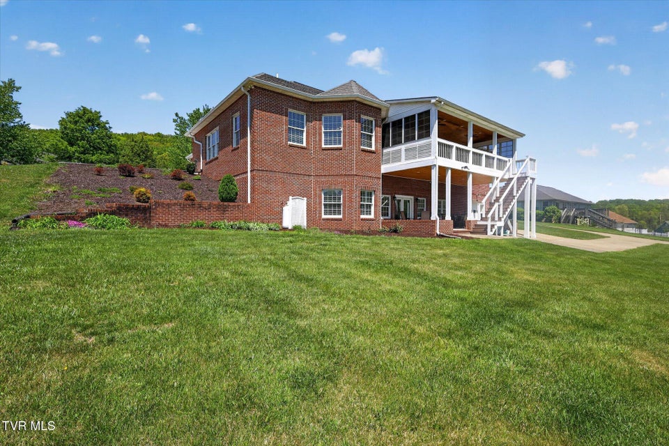 Photo #54: 121 Sunnyfield Drive