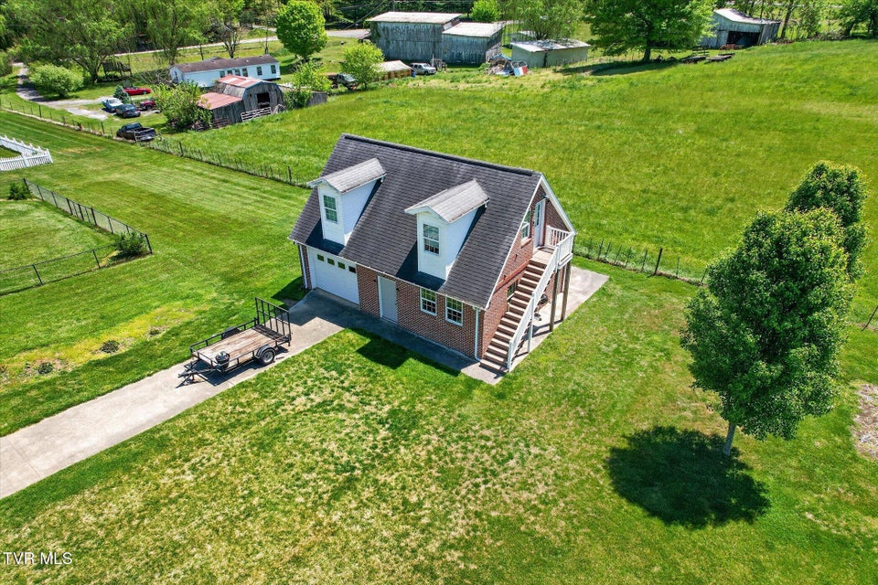 Photo #61: 121 Sunnyfield Drive