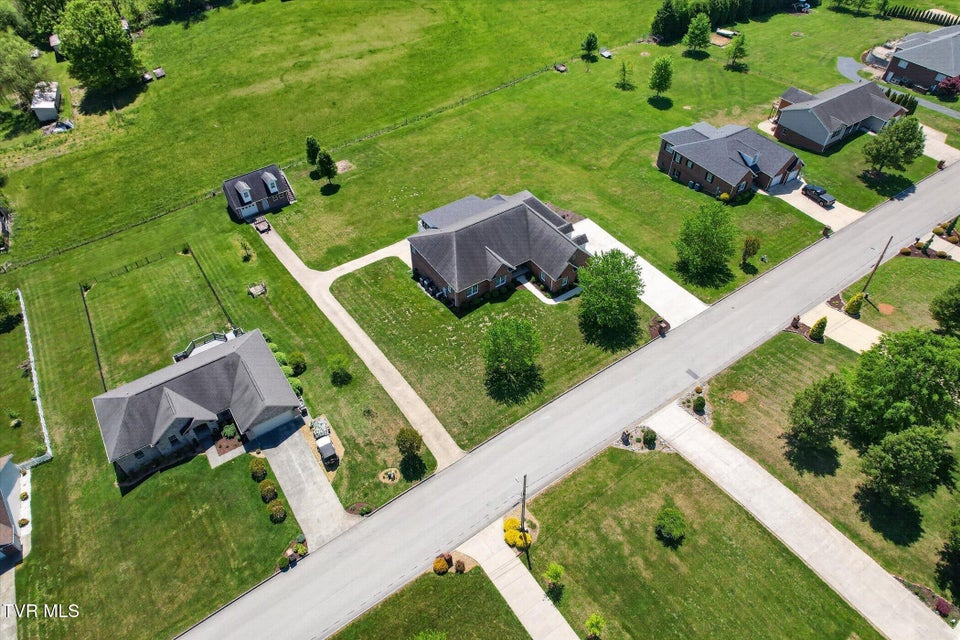 Photo #64: 121 Sunnyfield Drive