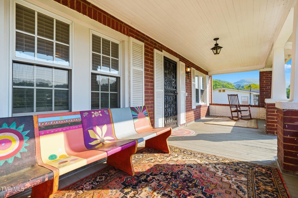 Photo #4: 251 Charleston Street