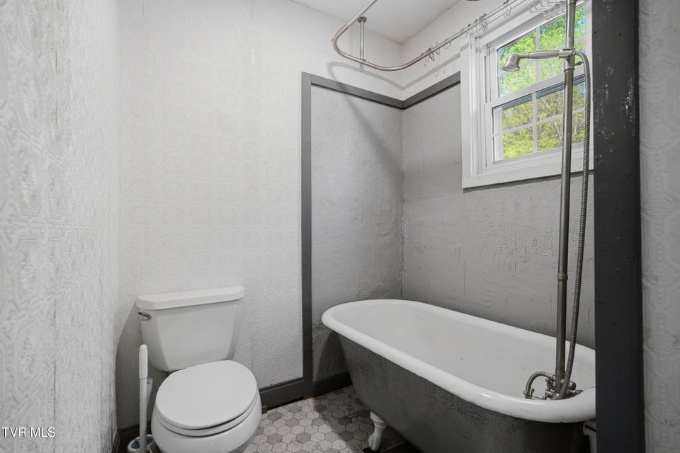 Photo #16: 251 Charleston Street