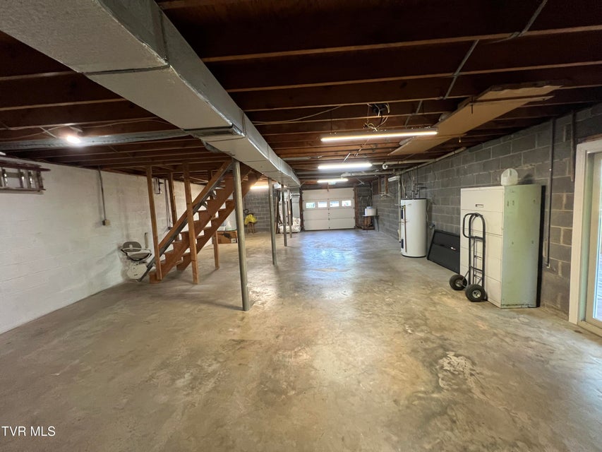 Photo #56: 737 Foothills Road