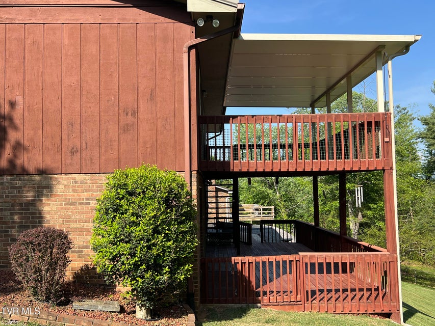 Photo #67: 737 Foothills Road