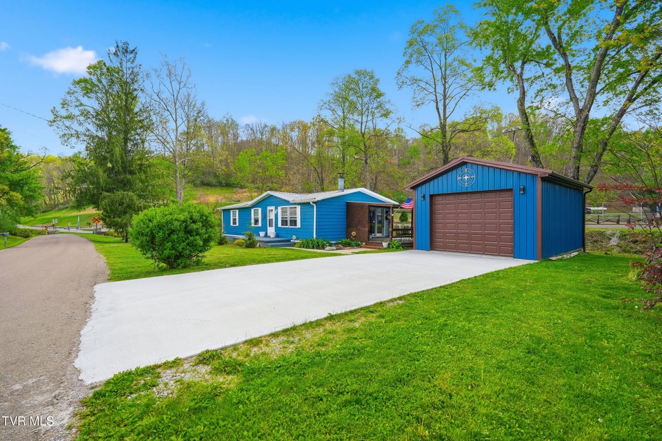 Photo #27: 110 Little League Road