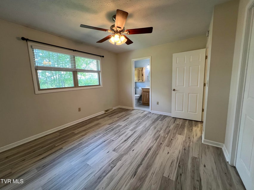 Photo #37: 737 Foothills Road