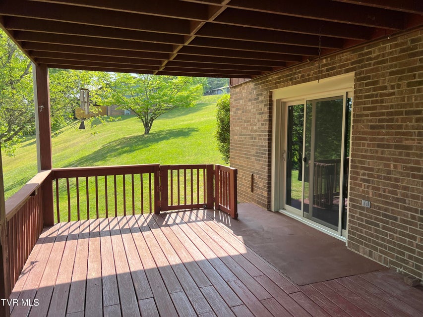 Photo #75: 737 Foothills Road