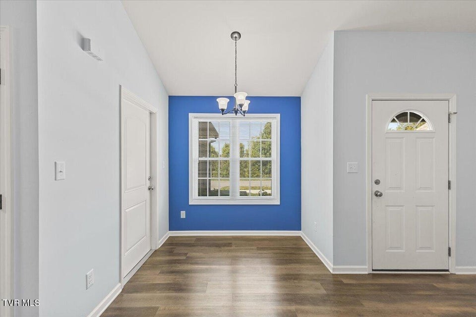 Photo #6: 61 Chatfield Square