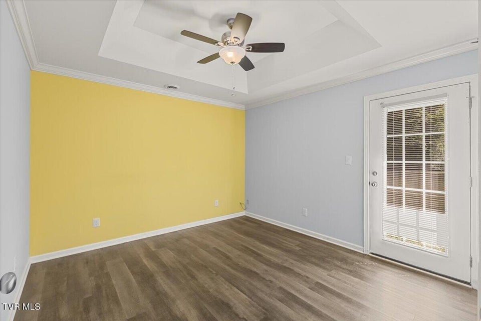 Photo #12: 61 Chatfield Square