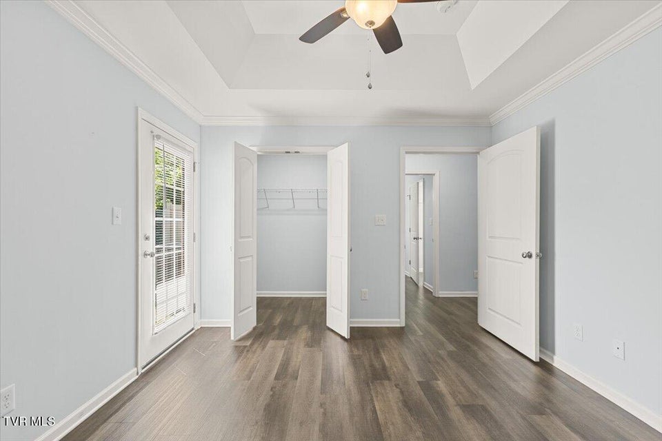 Photo #14: 61 Chatfield Square