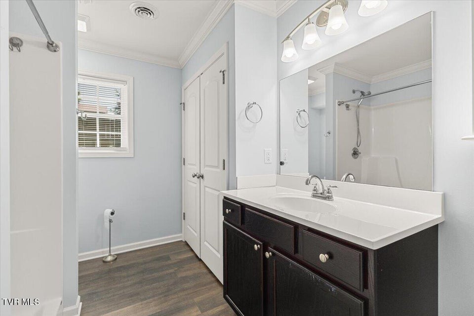 Photo #19: 61 Chatfield Square