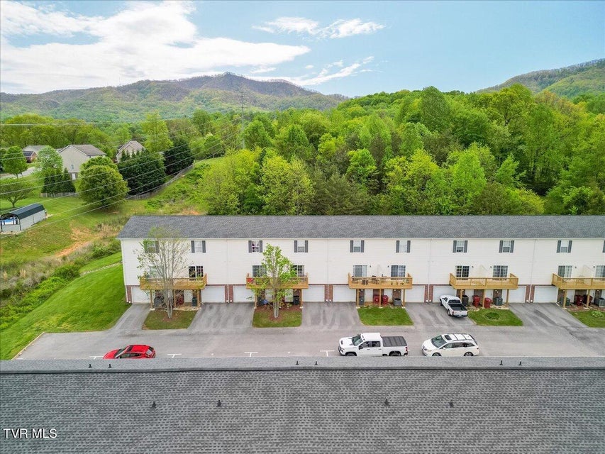 Photo #29: 2201 Cherokee Road