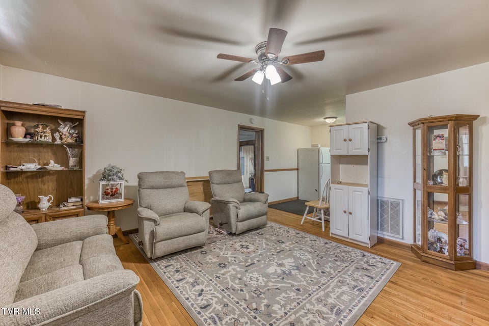 Photo #6: 171 Reedy Street