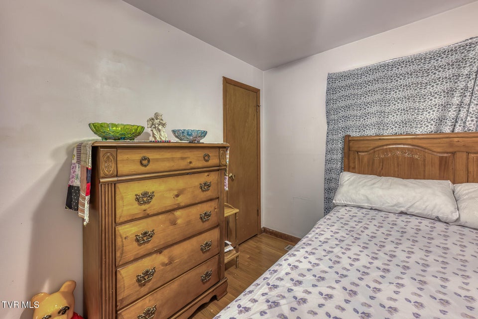 Photo #15: 171 Reedy Street