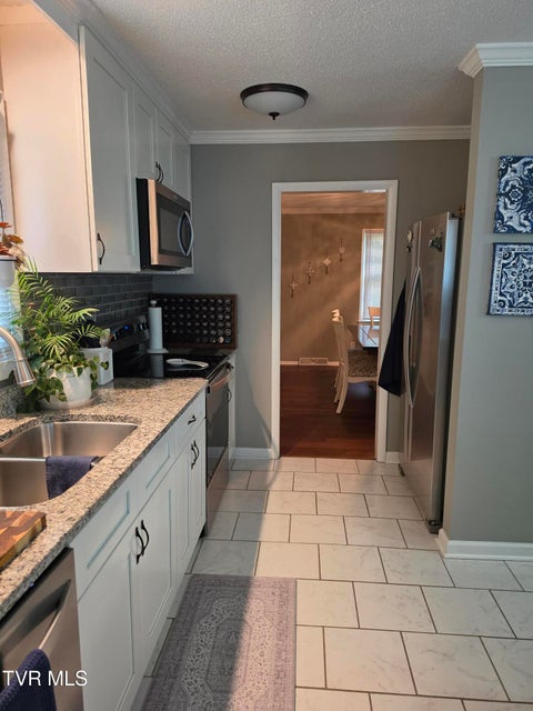 Photo #10: 617 Vance Drive