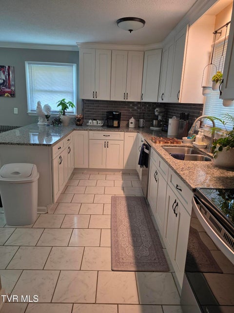 Photo #9: 617 Vance Drive