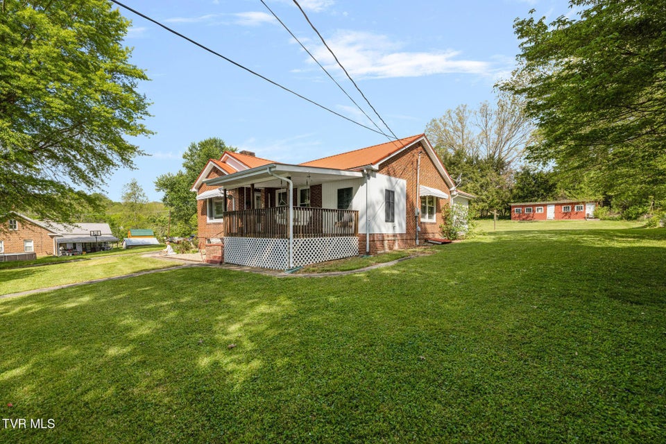 Photo #30: 153 Forest Avenue