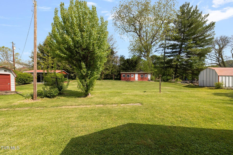 Photo #35: 153 Forest Avenue