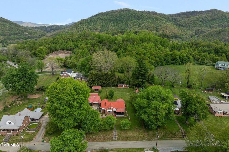 Photo #43: 153 Forest Avenue