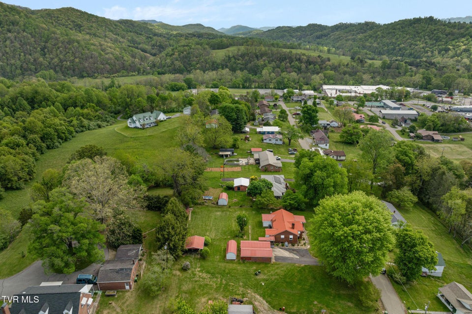 Photo #49: 153 Forest Avenue