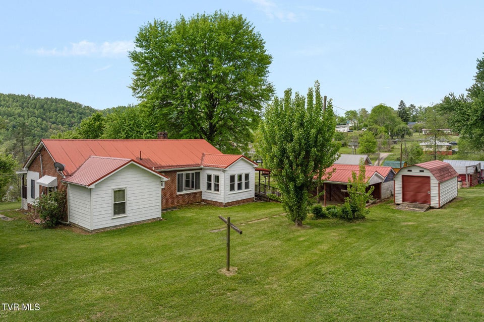 Photo #54: 153 Forest Avenue