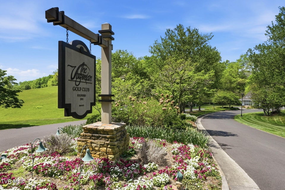 Photo #13: 15389 High Meadow Trail