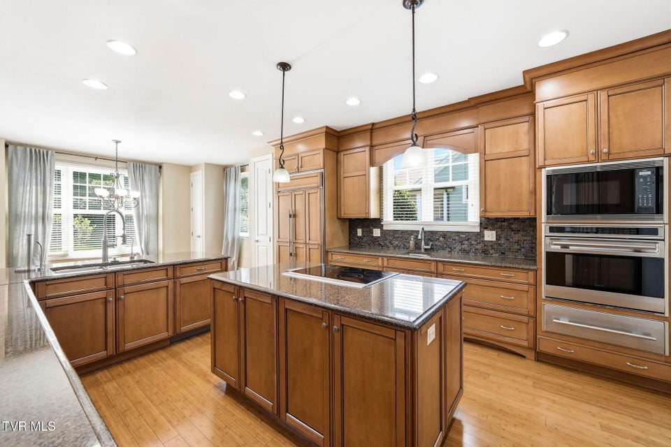 Photo #31: 15389 High Meadow Trail