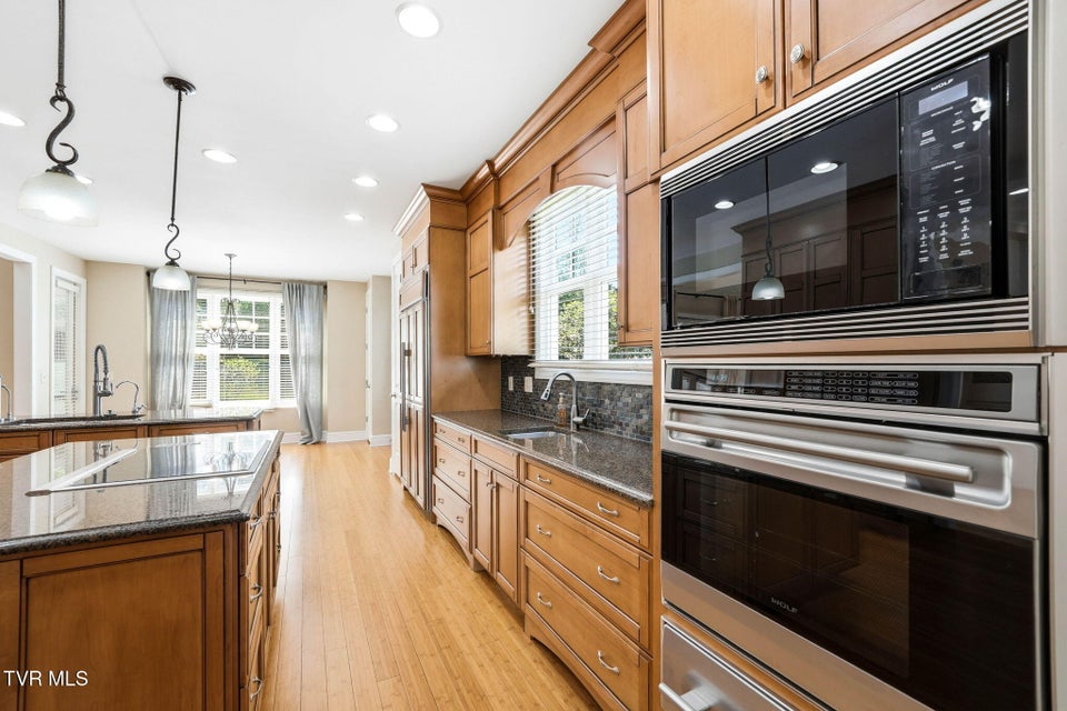 Photo #32: 15389 High Meadow Trail