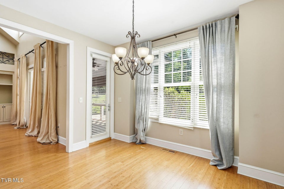 Photo #23: 15389 High Meadow Trail