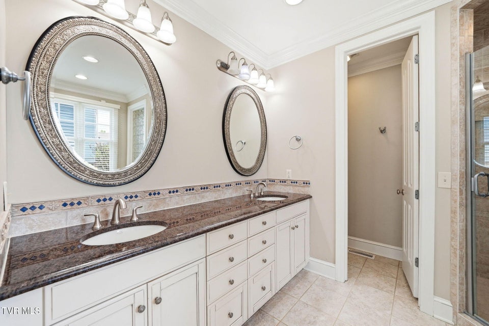 Photo #43: 15389 High Meadow Trail