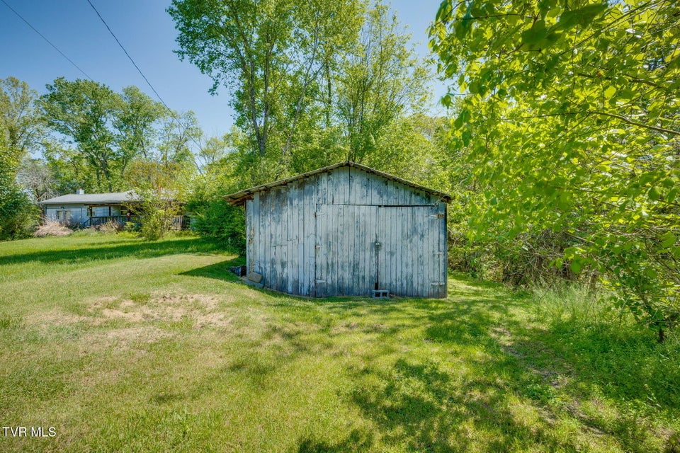 Photo #7: 1940 Allison Road