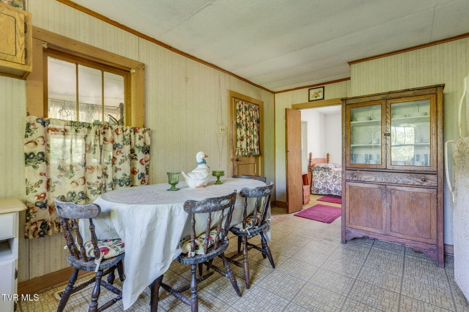 Photo #19: 1940 Allison Road