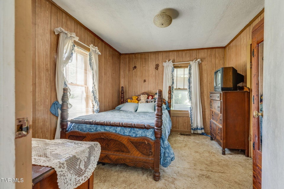 Photo #20: 1940 Allison Road