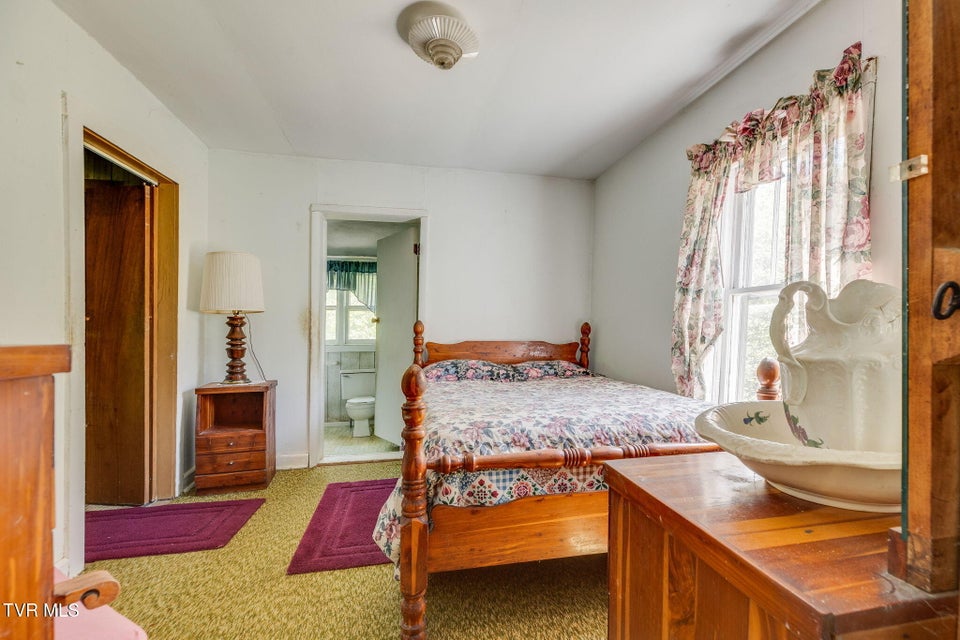 Photo #23: 1940 Allison Road