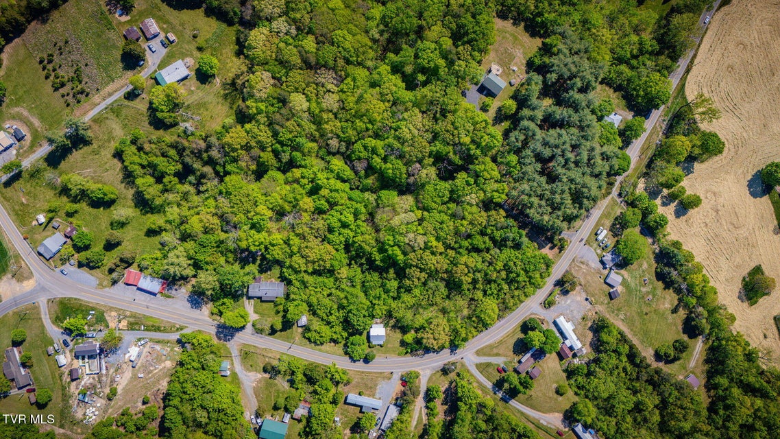 Photo #31: 1940 Allison Road